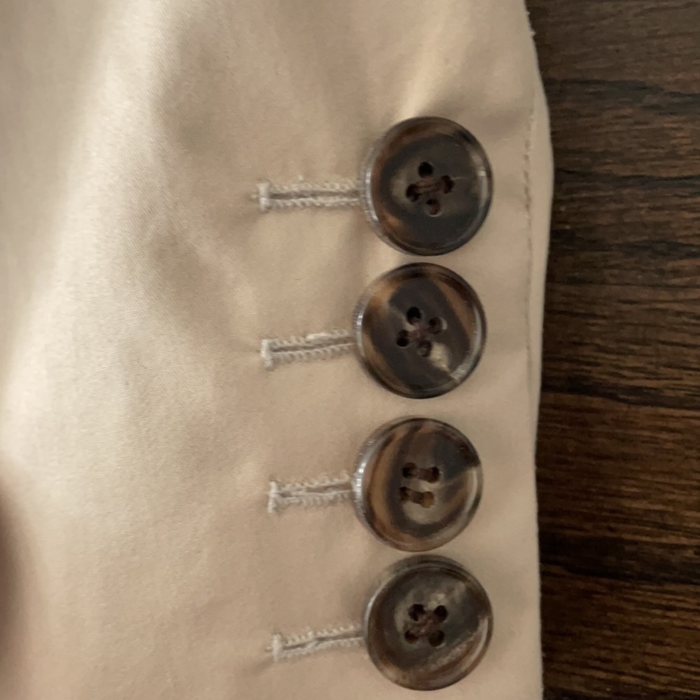 Blazer - Picture 2 of 6